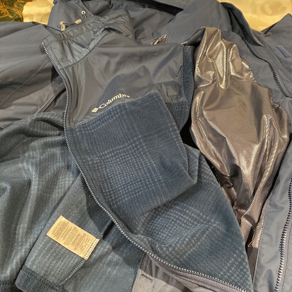 Men’s Columbia XLT rain jacket with removable Fleece inner layer - Picture 5 of 6